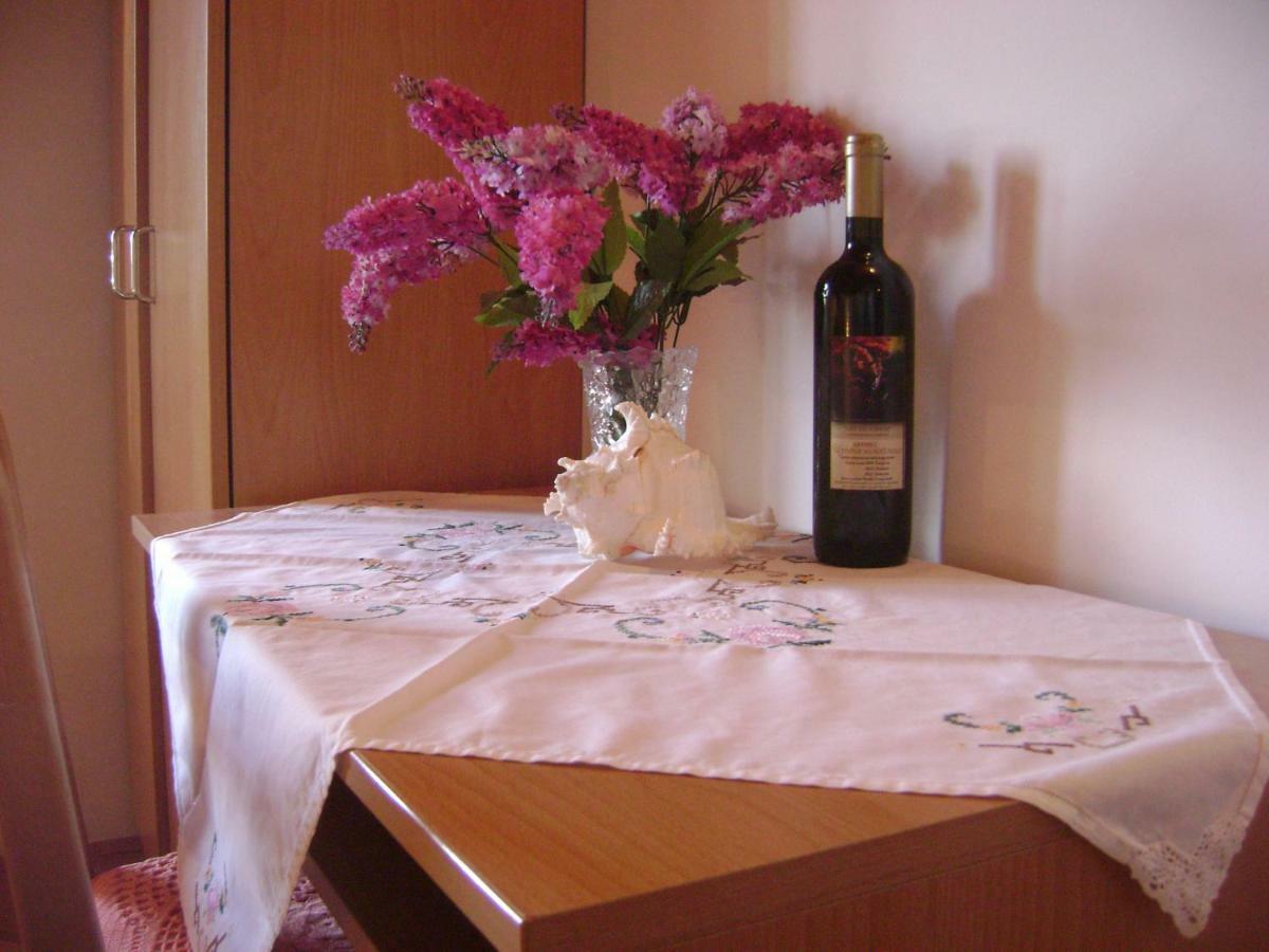 Apartment Andriuci ツァヴタット エクステリア 写真